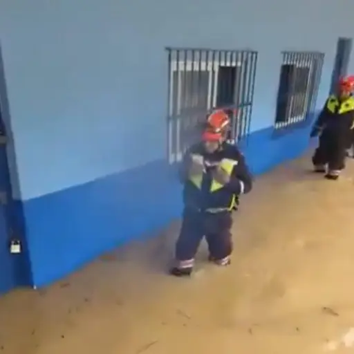 . ,Bomberos Voluntarios