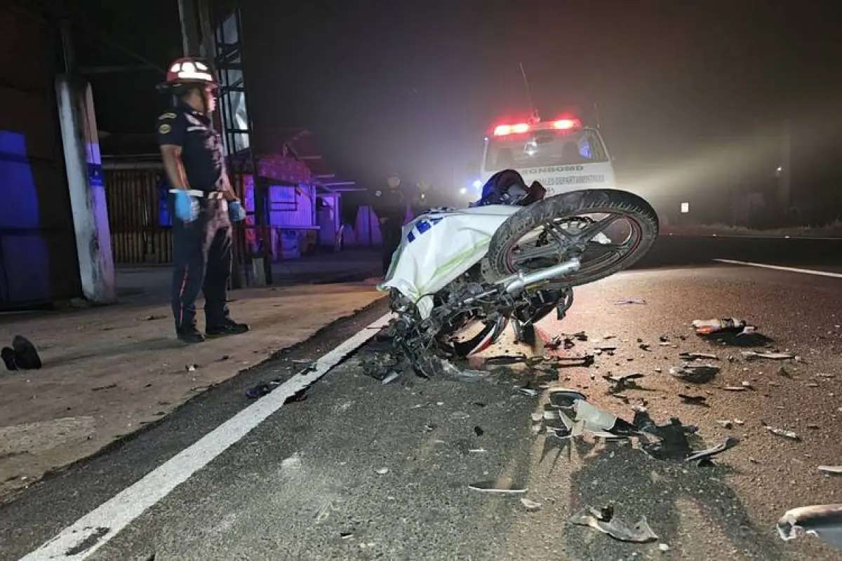 Uno de los accidentes donde murió un motorista ocurrió en la ruta a El Salvador., Bomberos Municipales Departamentales