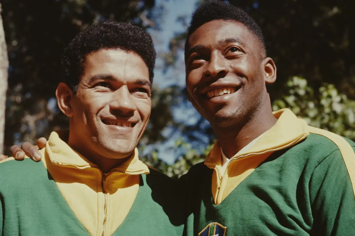 Foto de archivo de Garrincha y Pelé - FIFA