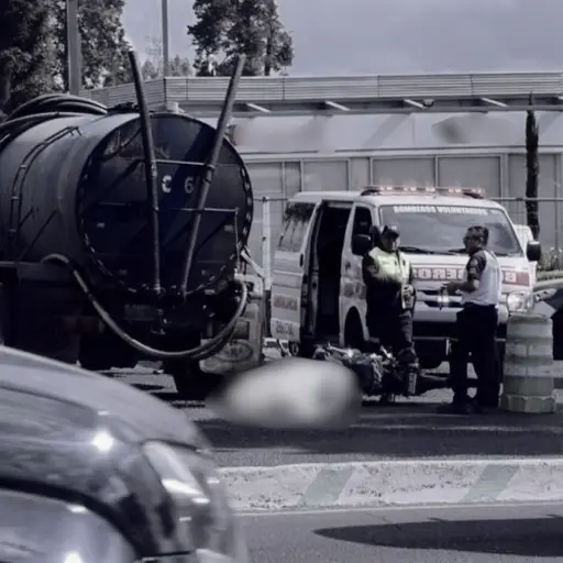 Automovilistas compartieron imágenes del accidente en internet. ,Redes sociales.