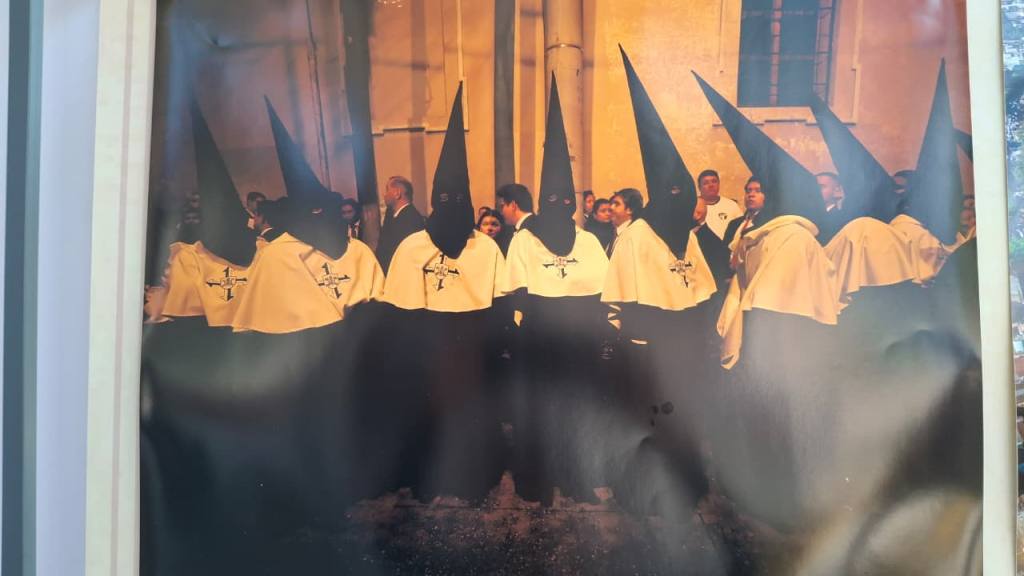 Exposición Memorias de los Cucuruchos inmortaliza la fe católica | Álex Meoño