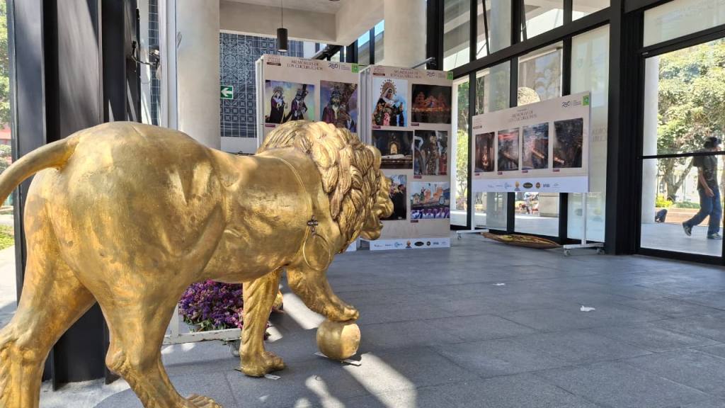 Exposición Memorias de los Cucuruchos inmortaliza la fe católica | Álex Meoño