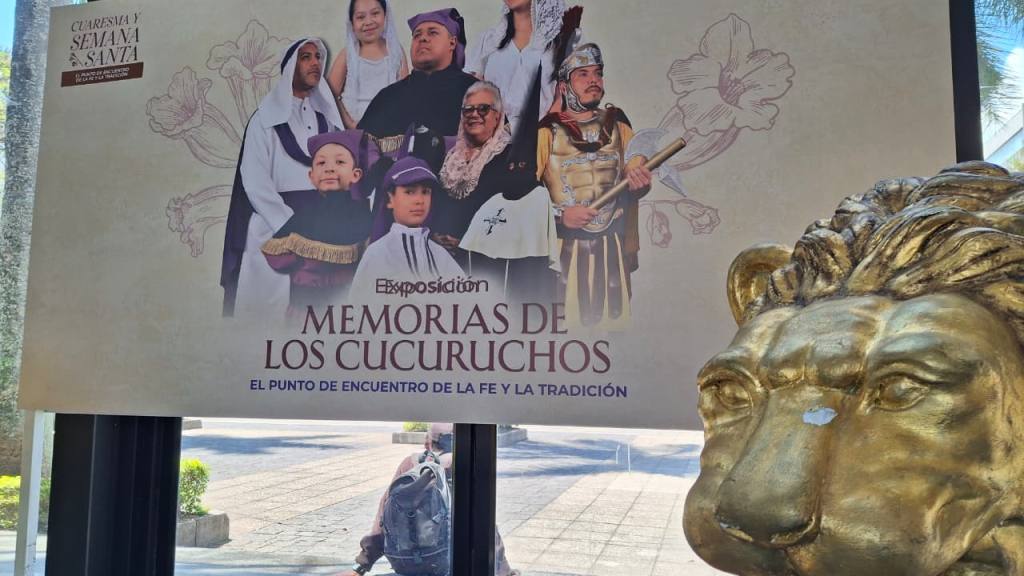 Exposición Memorias de los Cucuruchos inmortaliza la fe católica | Álex Meoño