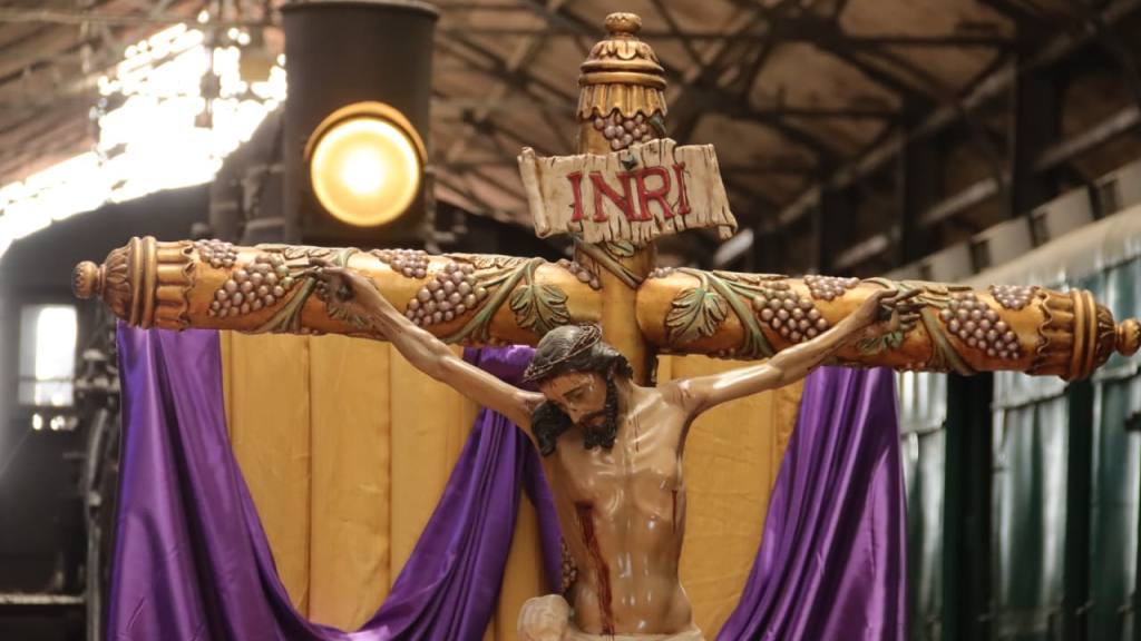 Museo del Ferrocarril invita a la exposición devocional de El Calvario  | Alex Meoño