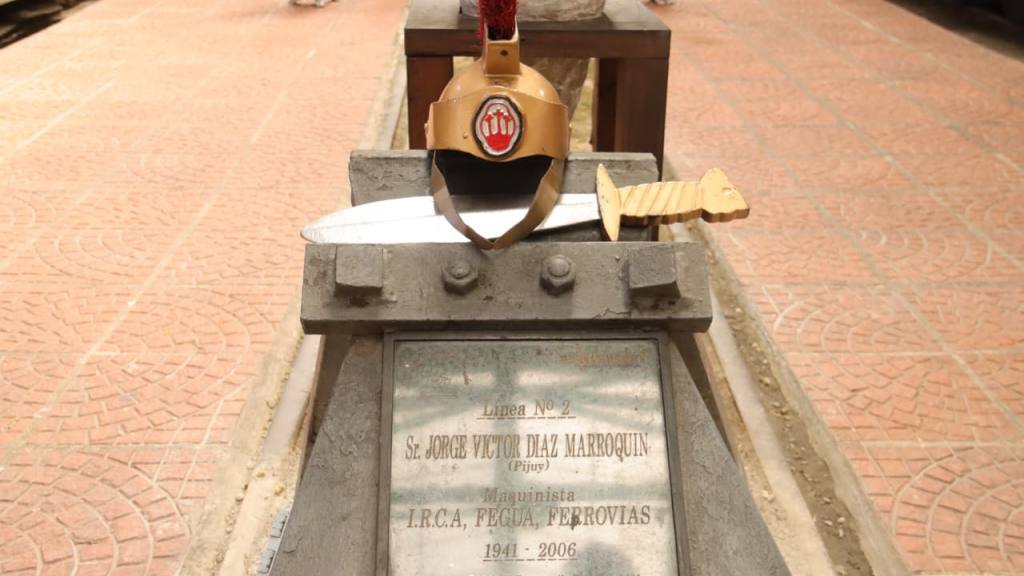 Museo del Ferrocarril invita a la exposición devocional de El Calvario  | Alex Meoño