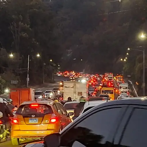Panorama del tránsito en Villa Nueva este miércoles, 4 de marzo de 2026. ,PMT de Villa Nueva