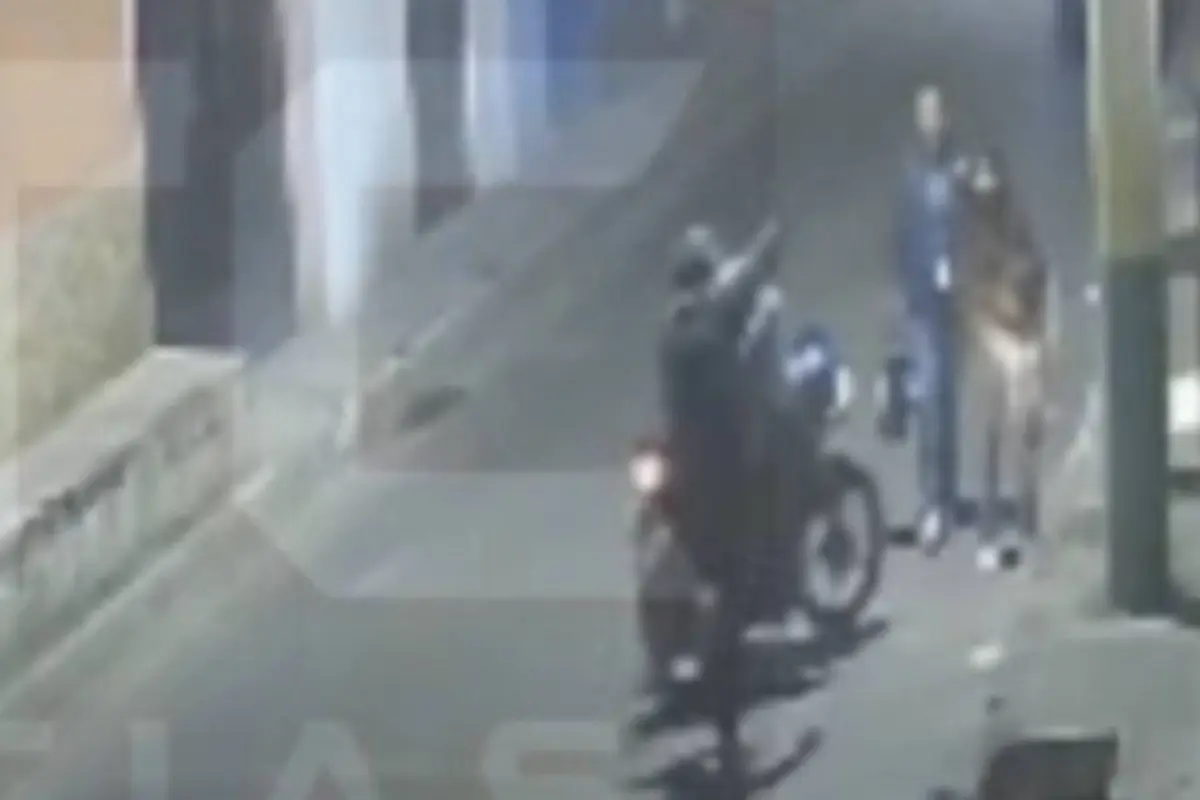Grabación evidencia asalto armado en Amatitlán. , Captura de pantalla video de X.