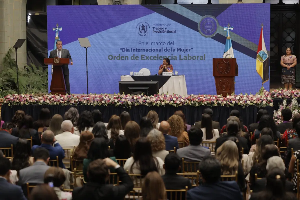 Gobierno entrega la Orden de Excelencia Laboral, en el marco del Día Internacional de la Mujer., Gobierno de Guatemala