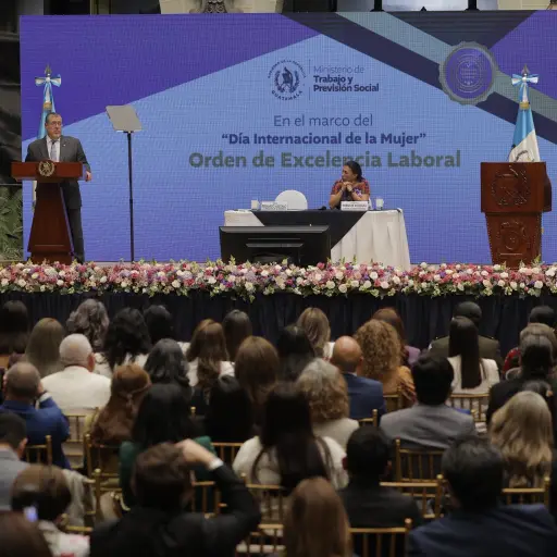 Gobierno entrega la Orden de Excelencia Laboral, en el marco del Día Internacional de la Mujer. ,Gobierno de Guatemala