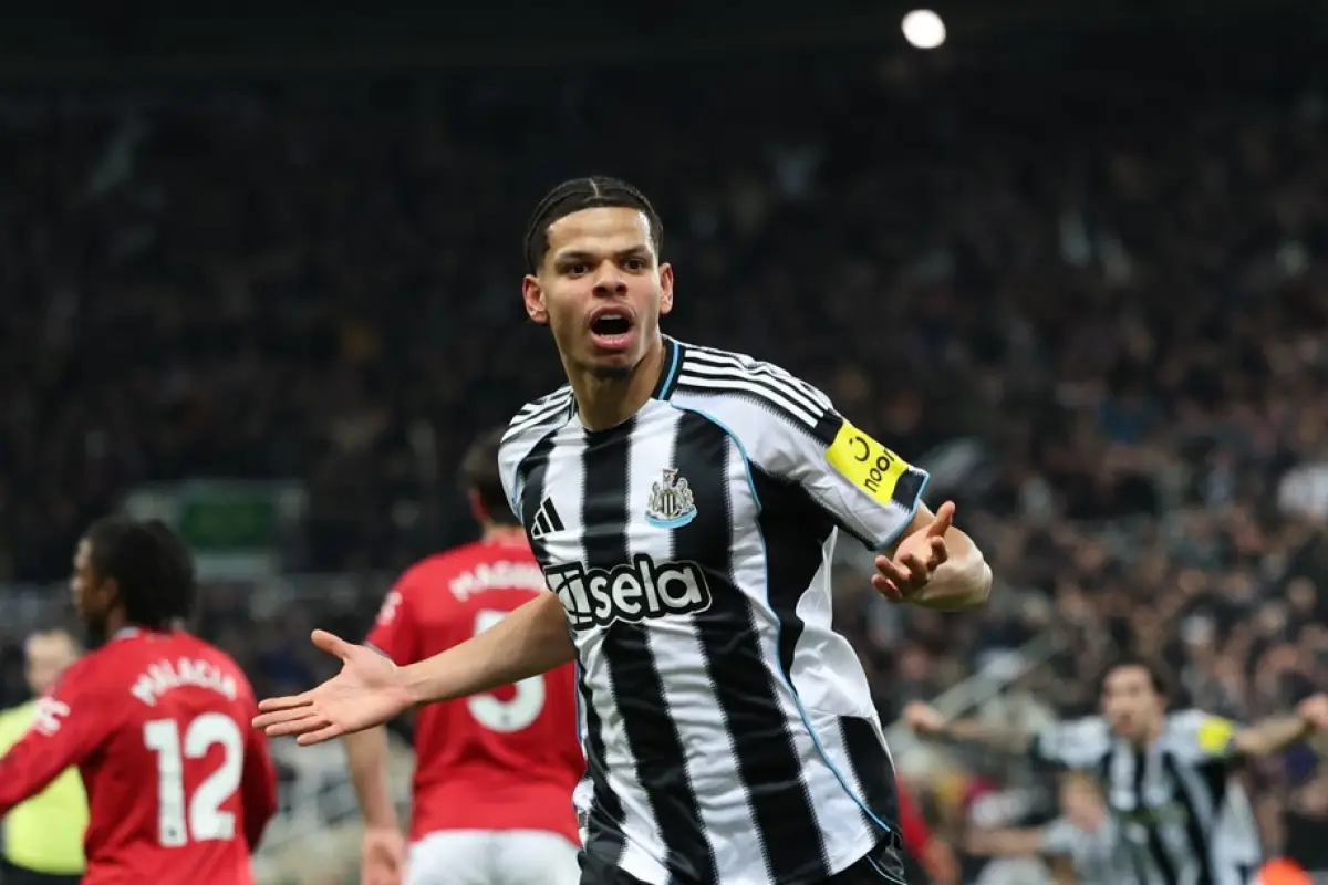 Newcastle vence al Manchester United en la Premier League