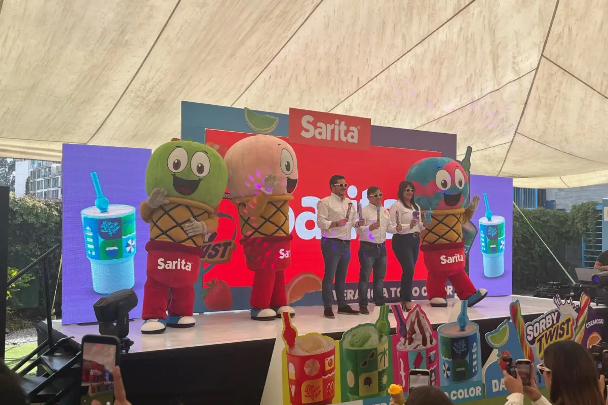Helados Sarita, Cortesía