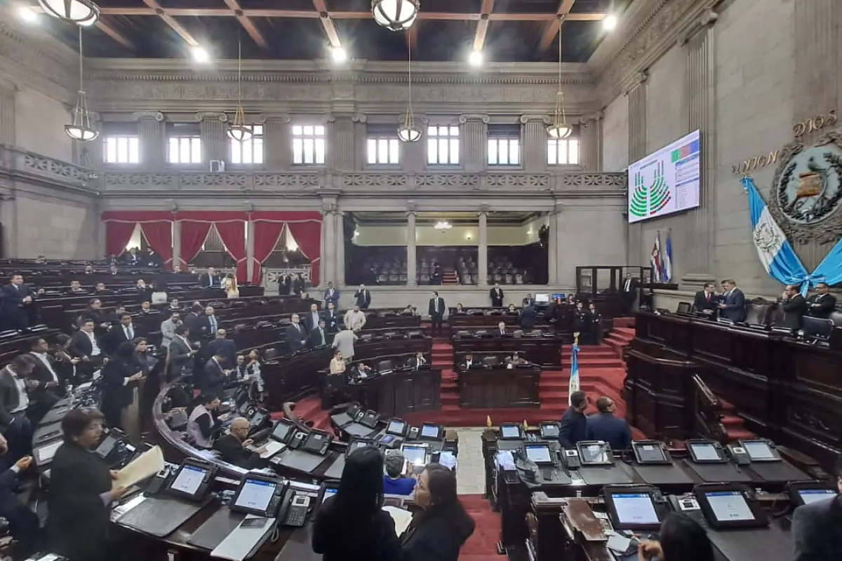 Sesión en el Congreso de la República, el 5 de marzo de 2026., Omar Solís/Emisoras Unidas