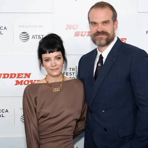 Lily Allen y David Harbour ,Instagram
