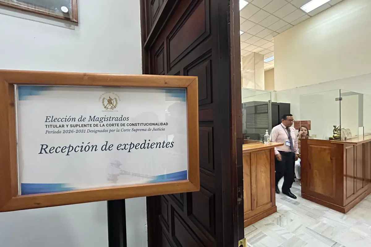 Ãrea de recepción de expedientes de aspirantes a magistrados de la Corte de Constitucionalidad en sede de la CSJ., Omar SolÃs/Emisoras Unidas