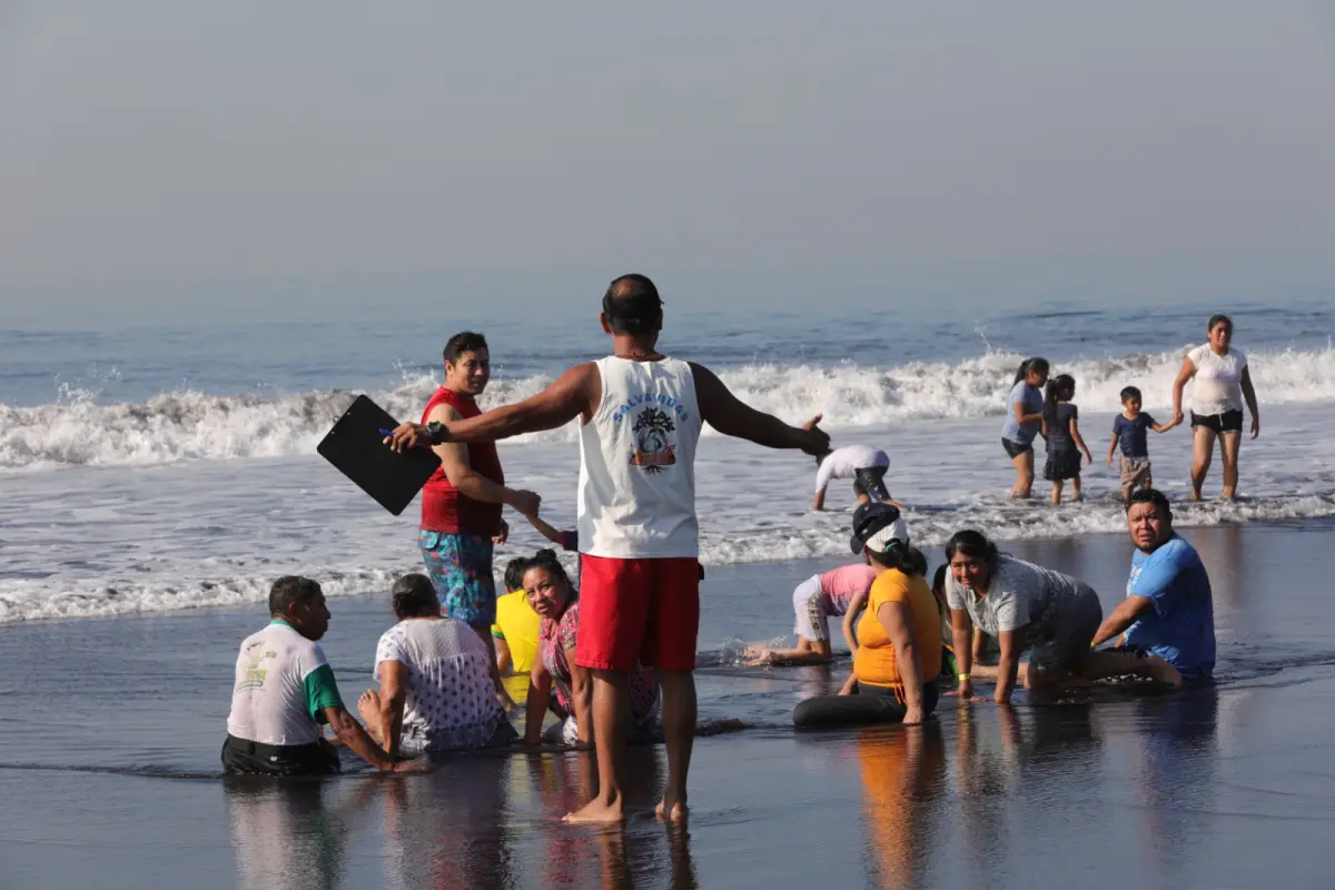 Los nuevos salvavidas superaron varias pruebas físicas antes de ser confirmados., IGSS