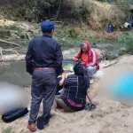 Niño y mujer de la tercera edad mueren en río de Quichét