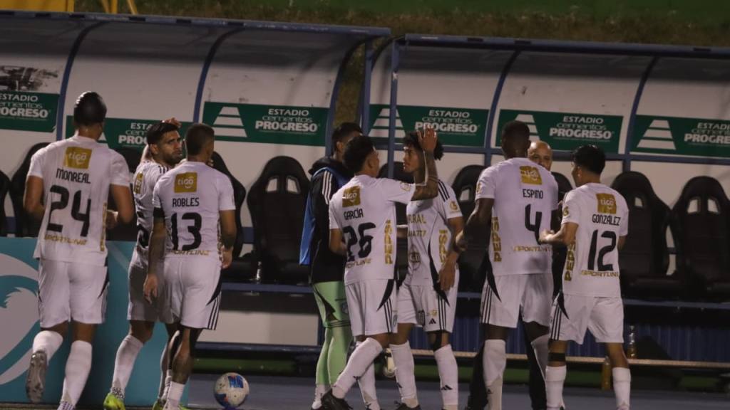 Clausura 2026: Comunicaciones vs. Achuapa  | Alex Meoño 