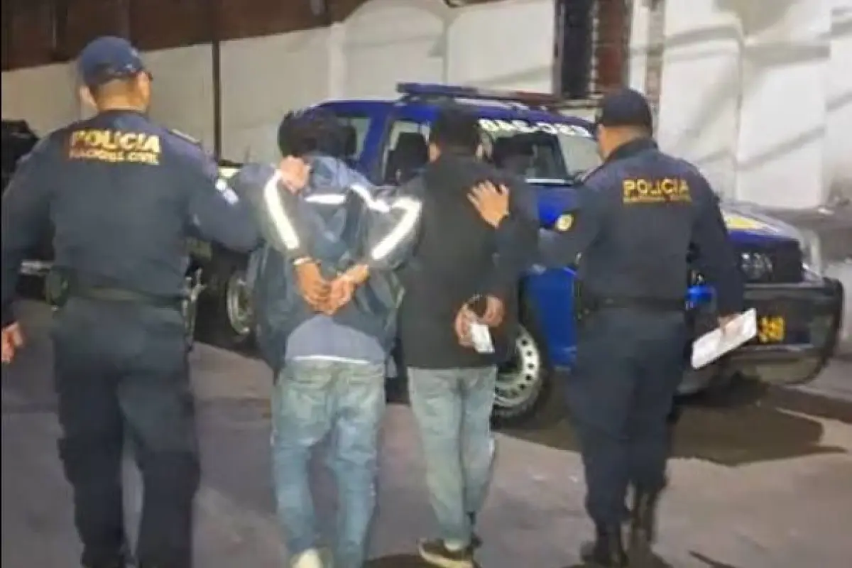 Los presuntos asaltantes detenidos en Escuintla fueron puestos a disposición de la justicia., PNC