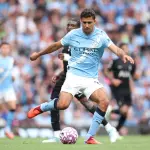 Multan a Rodri Hernández por criticar a los árbitros inglesest