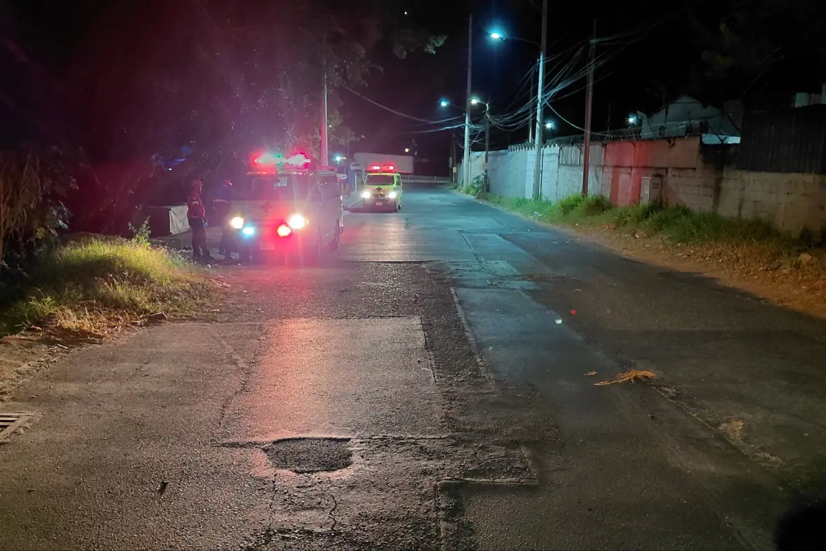 ., Bomberos Municipales