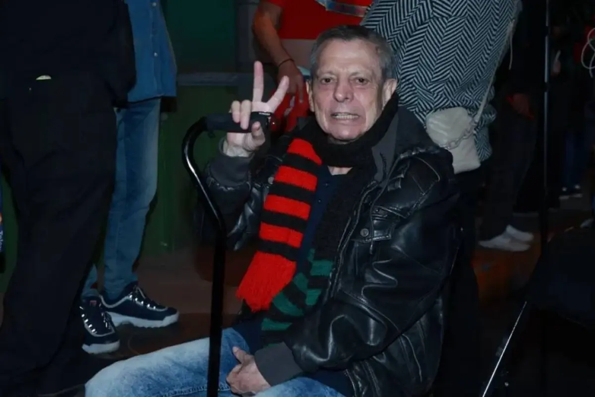 César Bono, Instagram