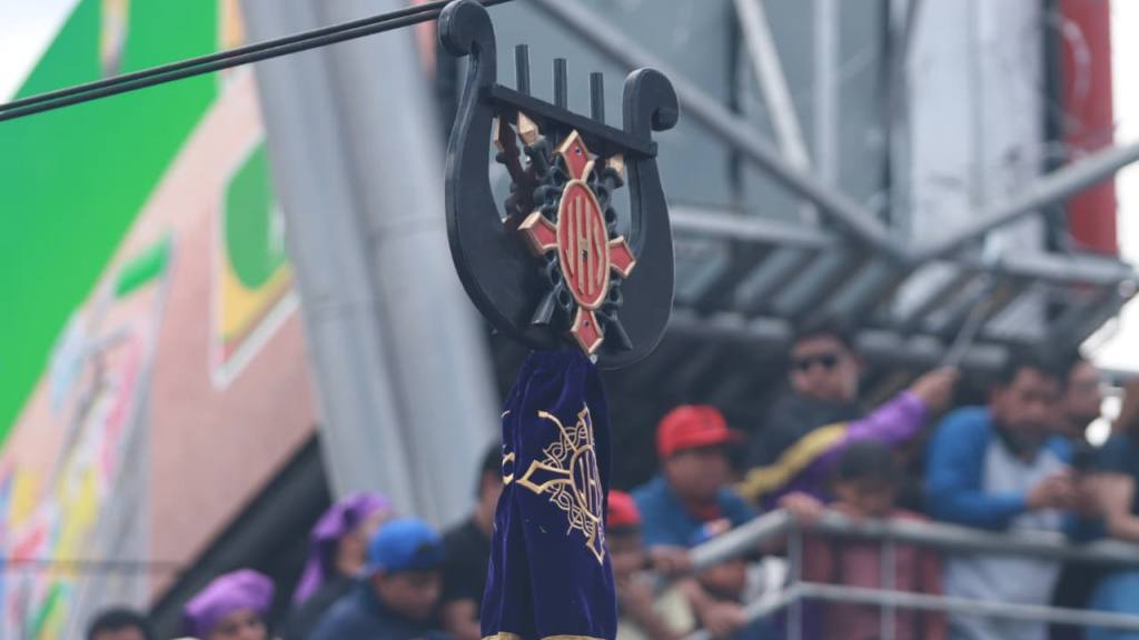 Procesión de Jesús Nazareno de las Tres Potencias y la Virgen de Dolores. | Foto: Alex Meoño/EU