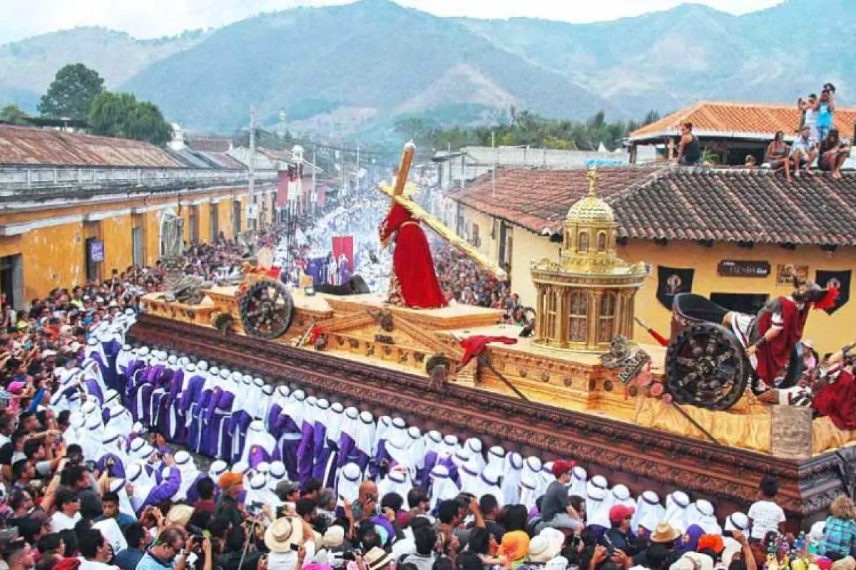 Semana Santa Antigua Guatemala, Instagram