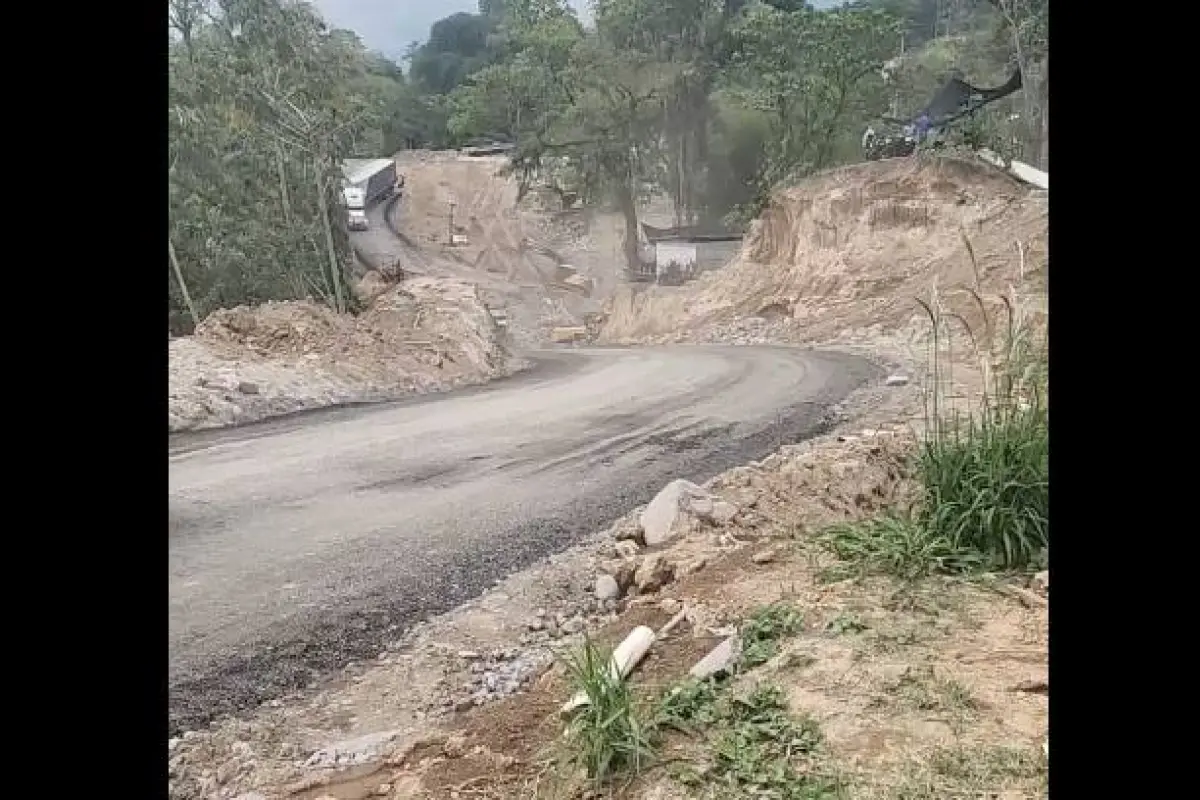 Daños por lluvias en paso alterno de la ruta Cito - 180., Emisoras Unidas Departamentales