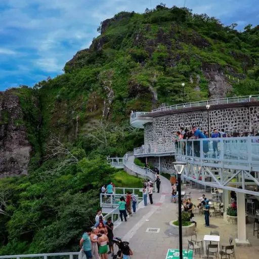 Turistas visitan diferentes áreas de El Salvador. ,ilustrativa: Ministerio de Turismo de El Salvador