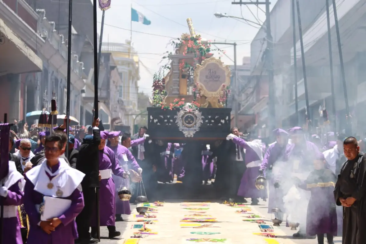procesiones, Alex Meoño