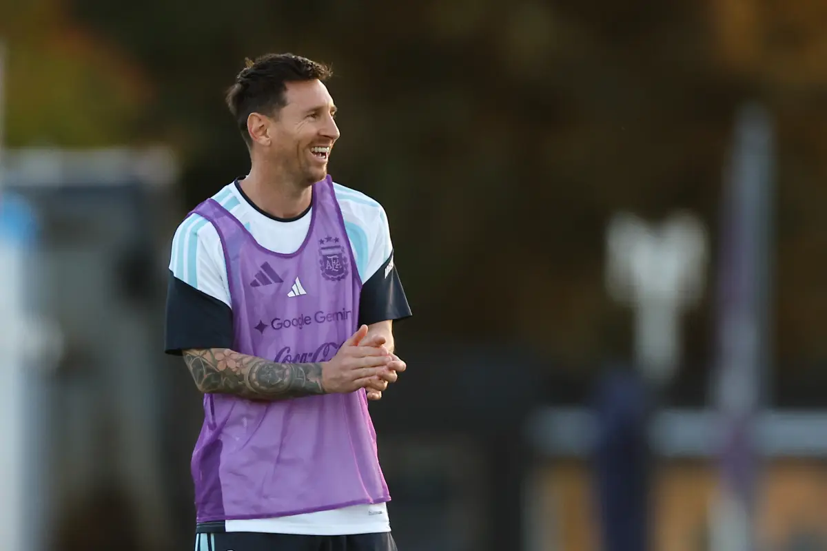 Lionel Messi se entrena con argentina para el duelo ante Mauritania 