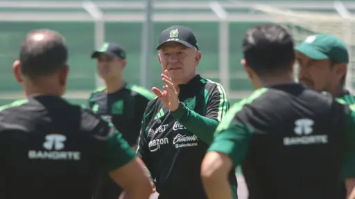 México continúa su preparación para enfrentar a Portugal