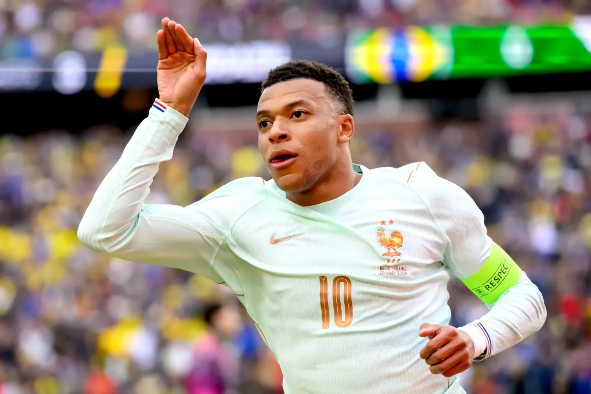 Kylian Mbappé aporta en triunfo de Francia sobre Brasil 