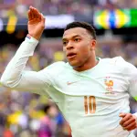 Kylian Mbappé pone a Brasil de Carlo Ancelotti en su sitiot
