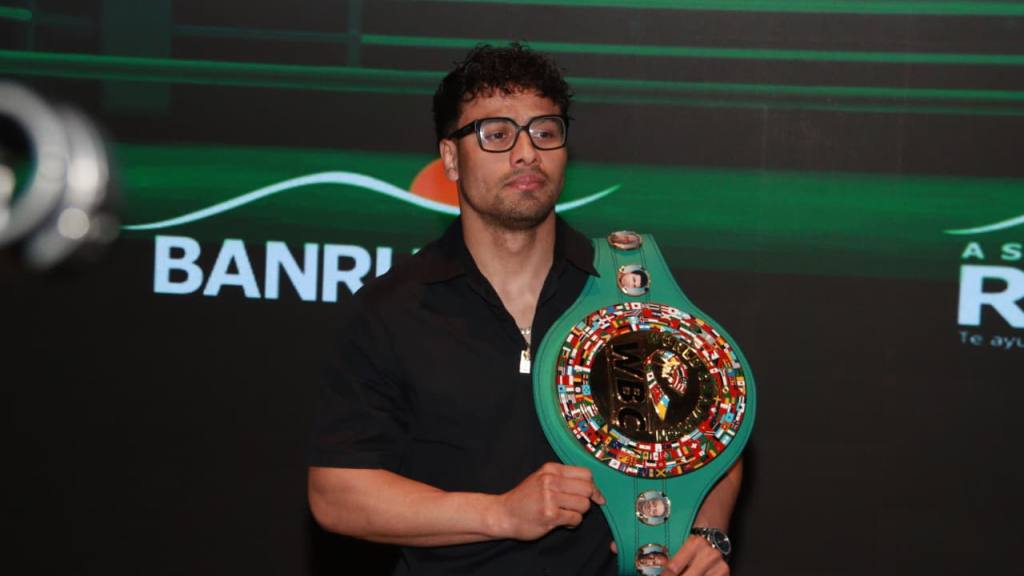 Conferencia de prensa de Lester Martínez | Alex Meoño