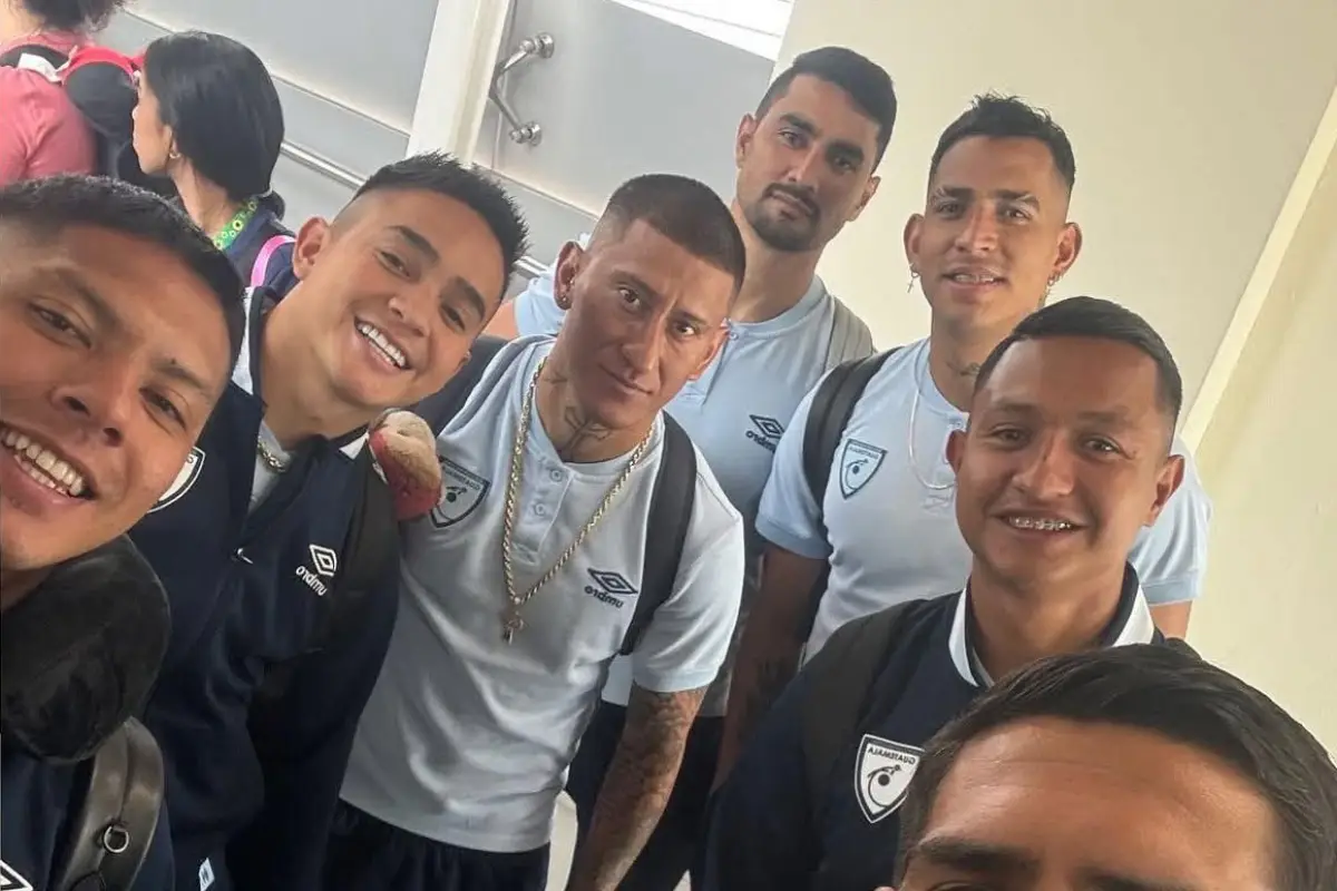 Selección de Guatemala superó las 24 horas de viaje para llegar a Italia - RR.SS.