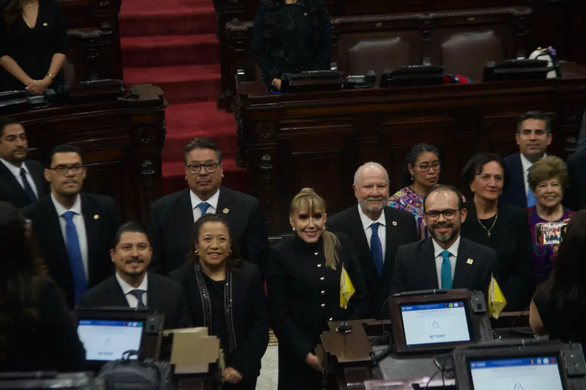 Los magistrados de la Corte de Constitucionalidad electos para el período 2026-2031 fueron juramentados el martes, 24 de marzo de 2026, en el Congreso de la República., Omar Solís/Emisoras Unidas