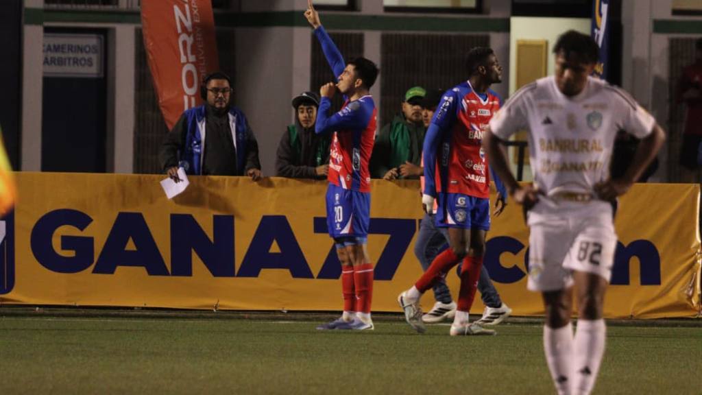 Clausura 2026: Comunicaciones vs. Xelajú | Alex Meoño