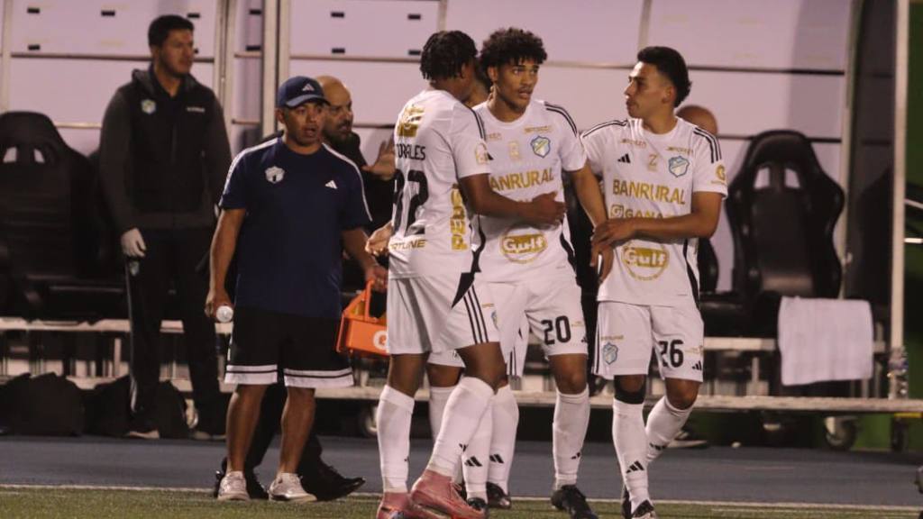 Clausura 2026: Comunicaciones vs. Xelajú | Alex Meoño