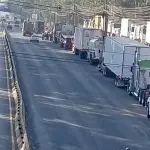 Transportistas protestan por alza a precios de los combustiblest