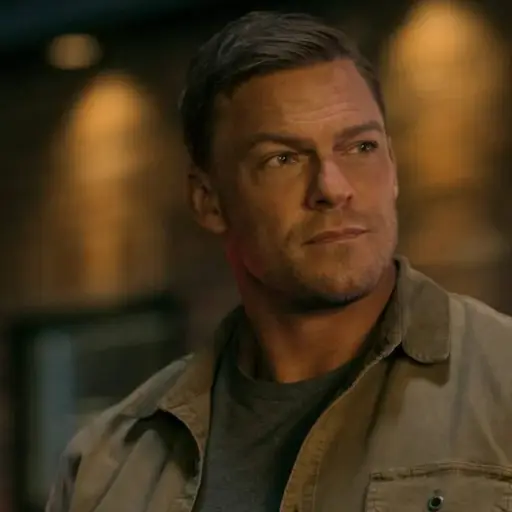 Alan Ritchson ,Facebook