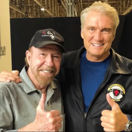 Chuck Norris ,Redes sociales