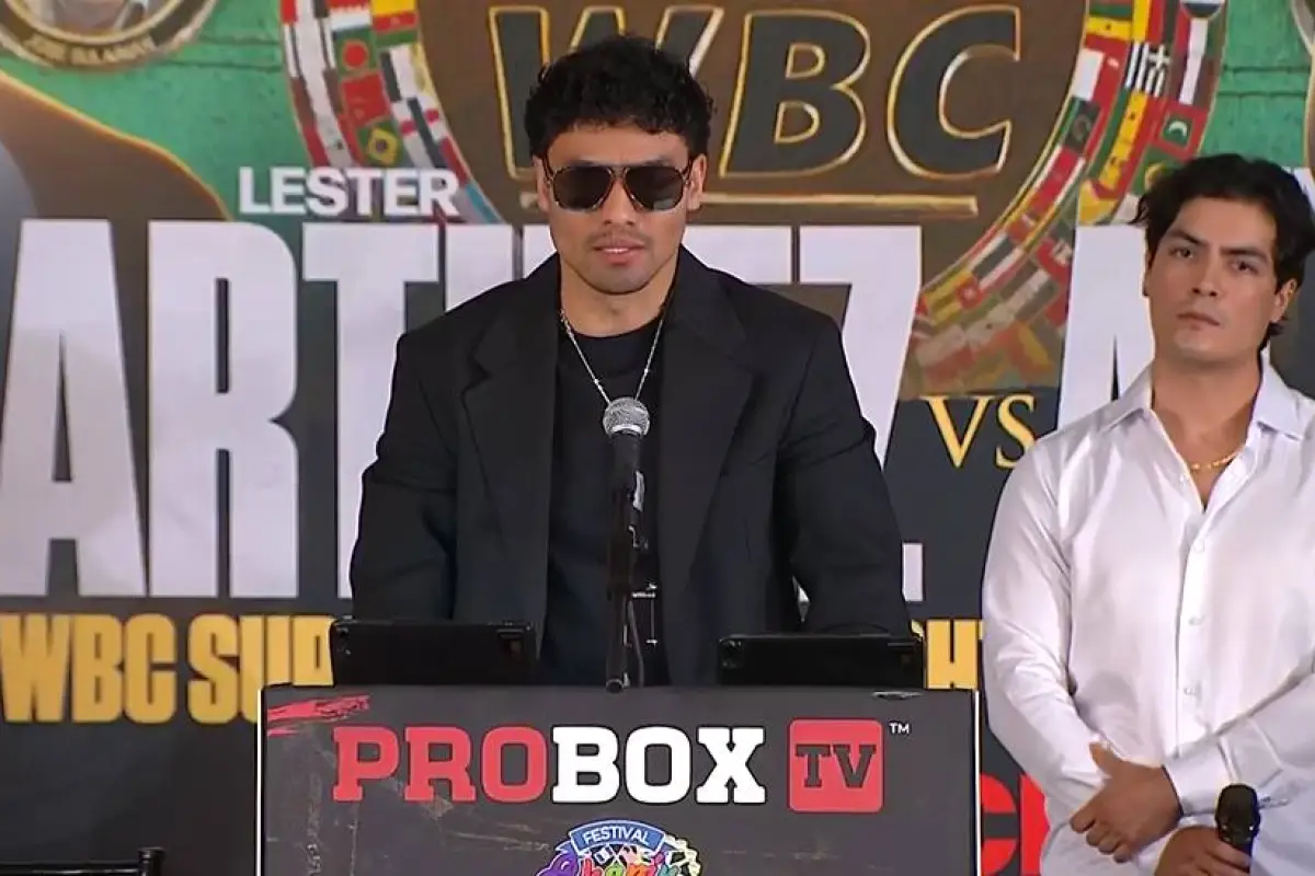 Lester Martínez en conferencia de prensa 