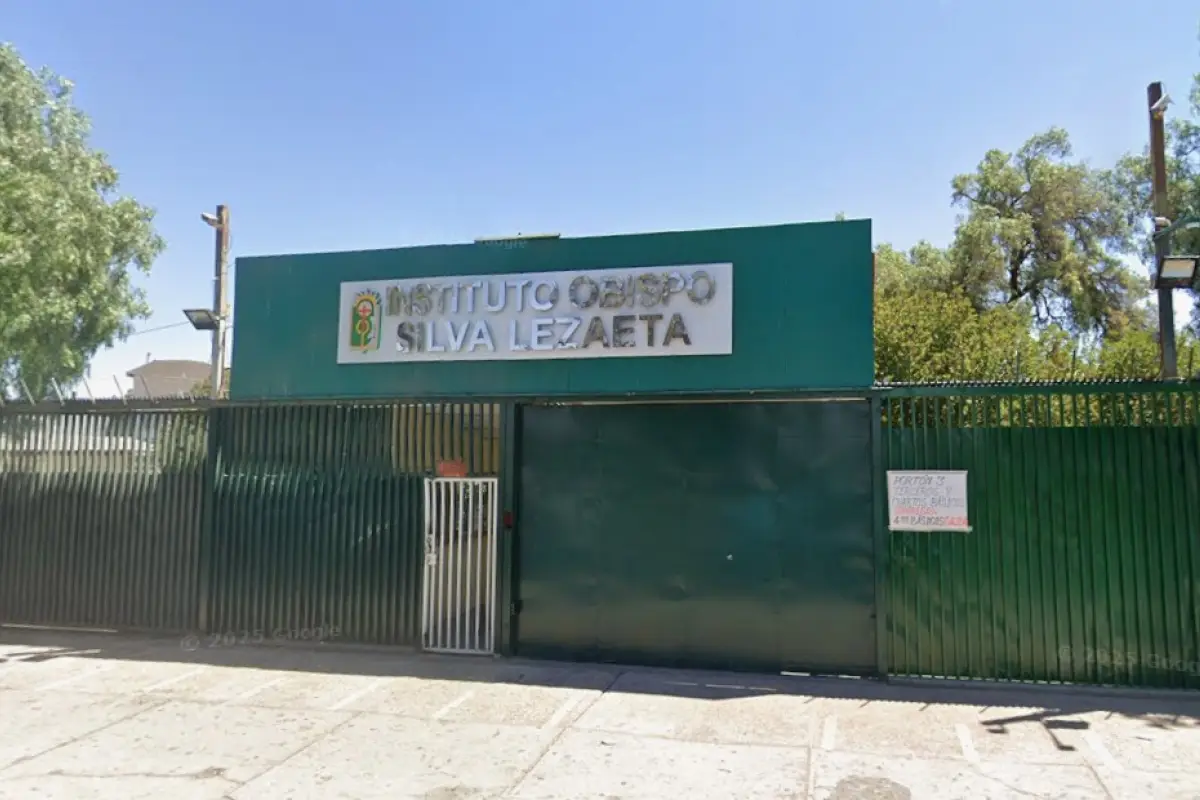 Ataque con arma blanca en escuela de Calama deja una docente fallecida y varios heridos., Redes sociales.