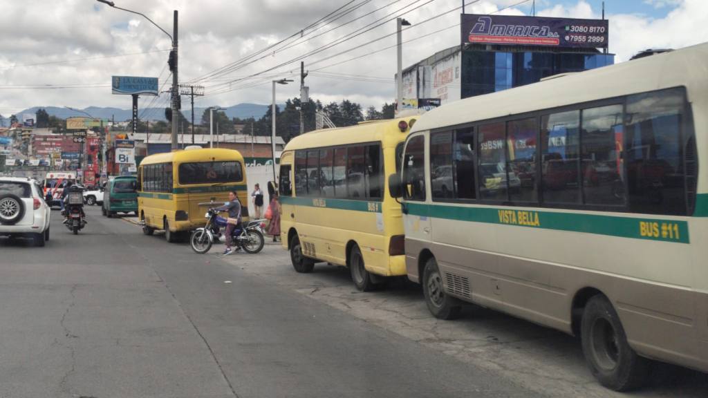 Suspenden el servicio de transporte urbano en Quetzaltenango | Alex Meoño