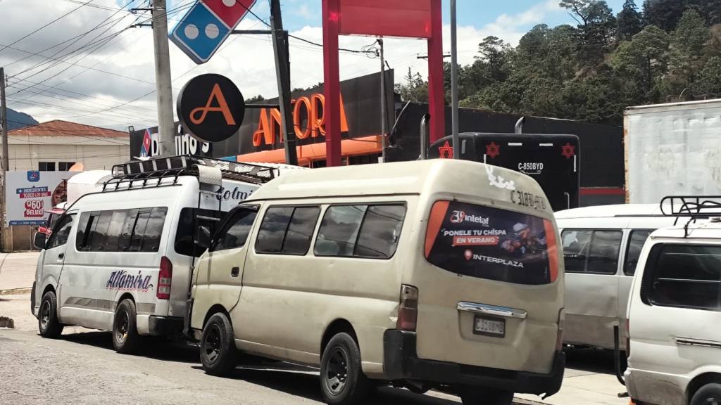 Suspenden el servicio de transporte urbano en Quetzaltenango | Alex Meoño