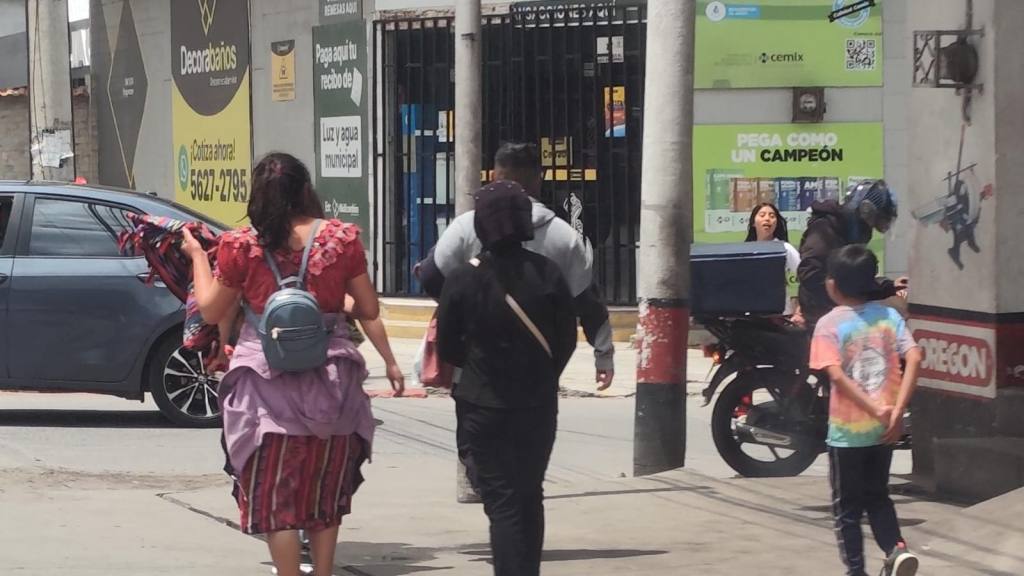 Suspenden el servicio de transporte urbano en Quetzaltenango | Alex Meoño