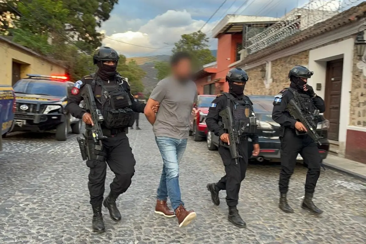 El extraditable número 21 fue sorprendido en San Miguel Dueñas, departamento de Sacatepéquez., PNC de Guatemala.