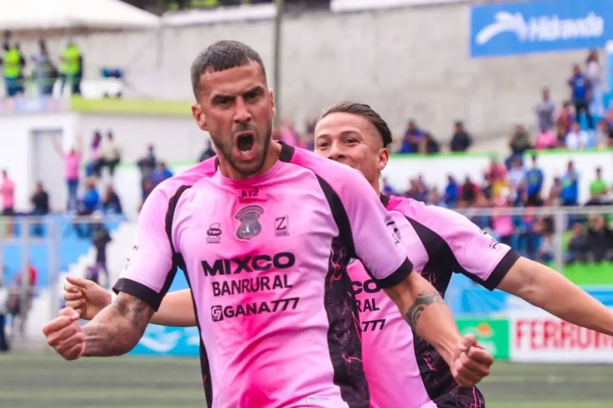 Nicolás Martínez celebró doblete este sábado ante el bicampeón nacional Antigua