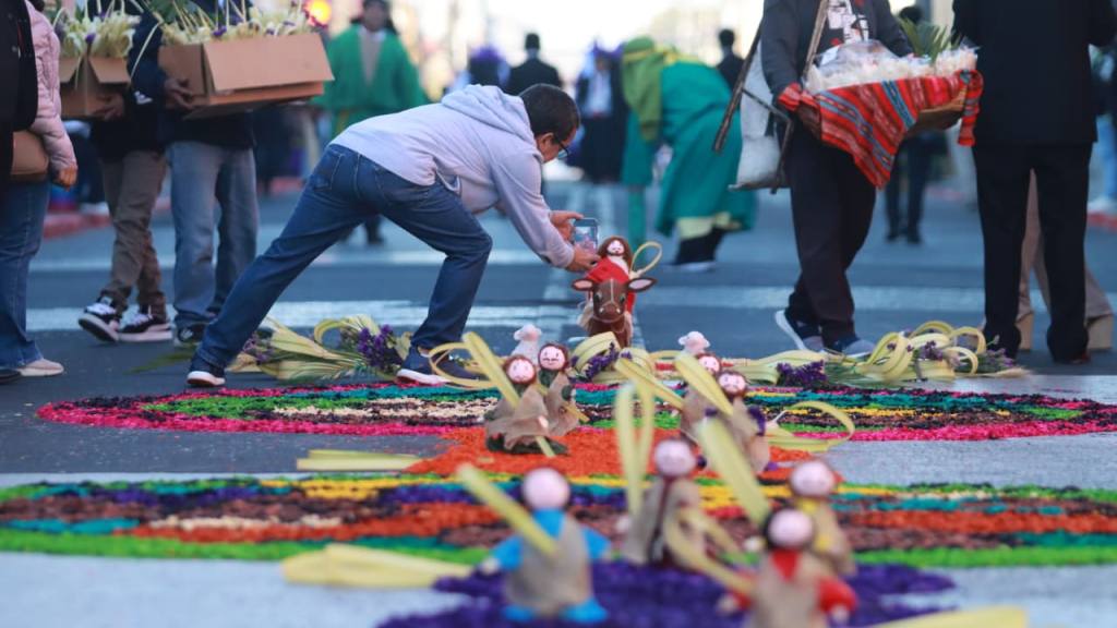 Procesión de Jesús de las Palmas invita a acercarse a Dios | Alex Meoño